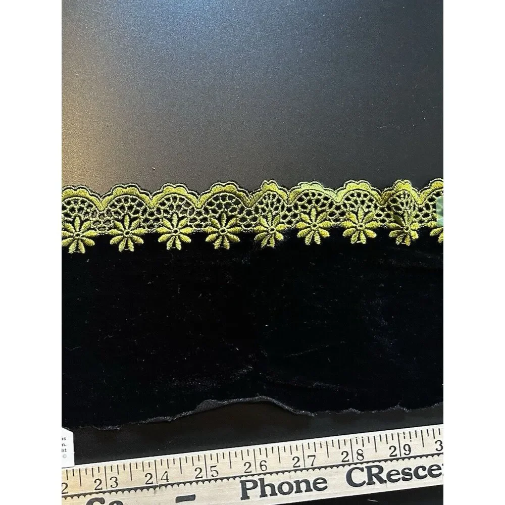 Embroidered Floral Black‎ Velvet Green Lace Sewing/Crafts/Skirts/5 